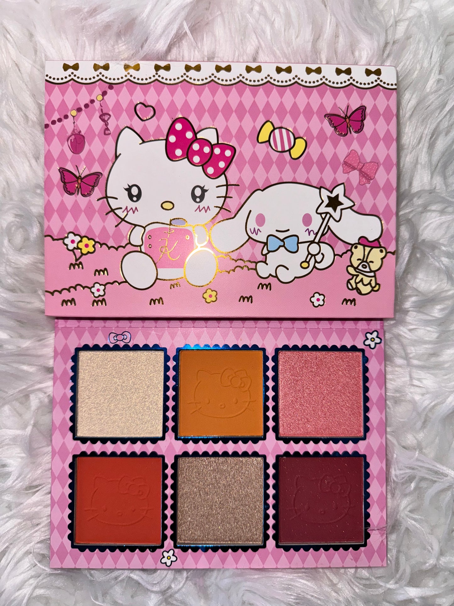 Hello Kitty Blush Pallete